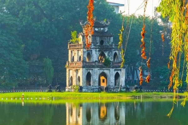 Hoan Kiem Lake